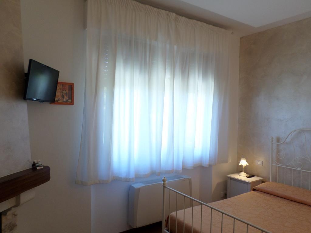 Bed And Breakfast " Il Tesoro Di Mario " Фальконара-Мариттима Экстерьер фото